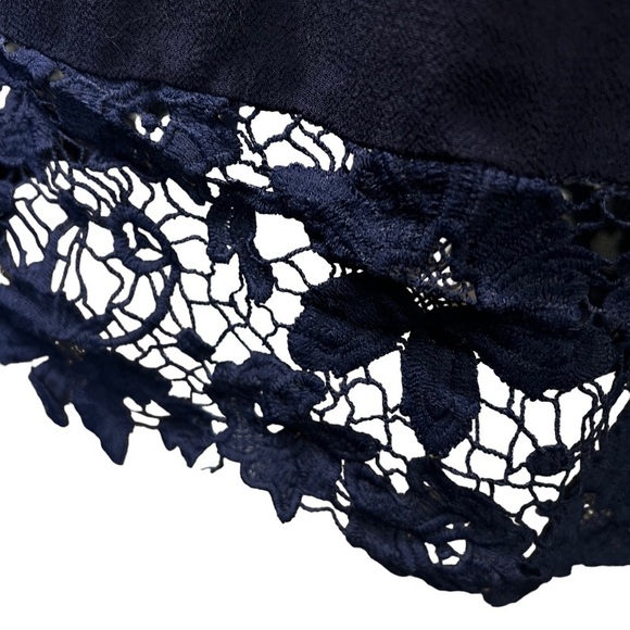 2 Chic Luxe Navy Lace Off the Shoulder Bell Sleeve Dress size: One Size - Picture 6 of 13